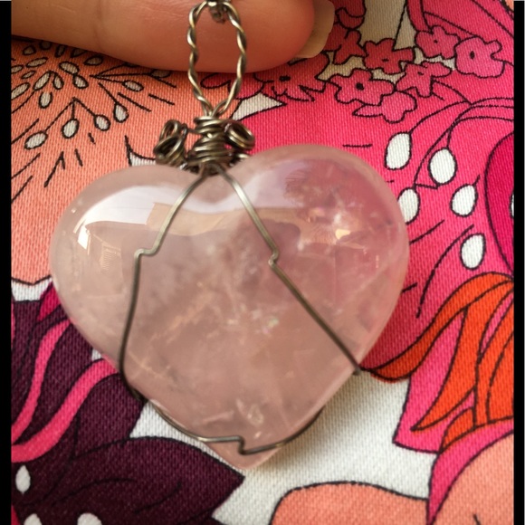 LARGE WRAPPED ROSE QUARTZ SILVER NECKLACE - Picture 8 of 8